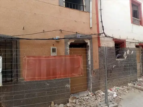 Casa adosada en calle de Carmen