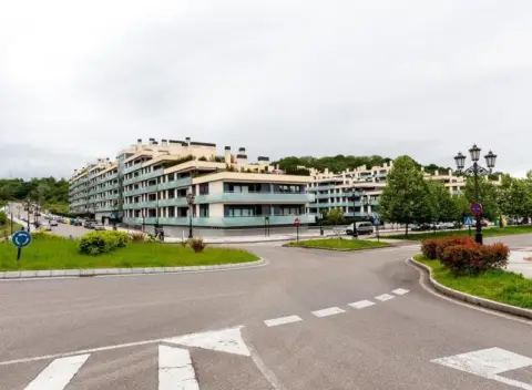 Local comercial en calle Tapia de Casariego