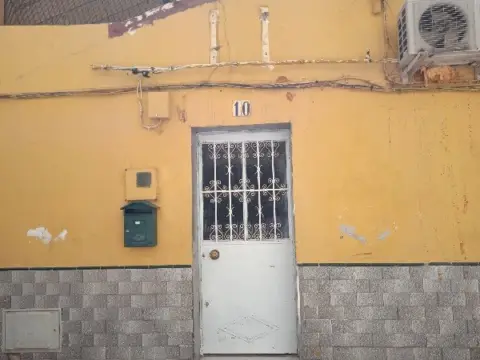 Piso en calle de Lorenzo Cepeda