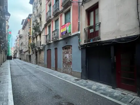 Piso en calle de Joaquín Jarauta