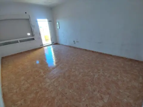 Casa adosada en calle de Pedro Valdivia