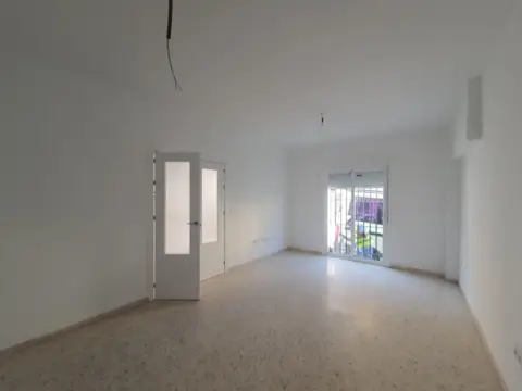 Piso en calle del Descubrimiento de América