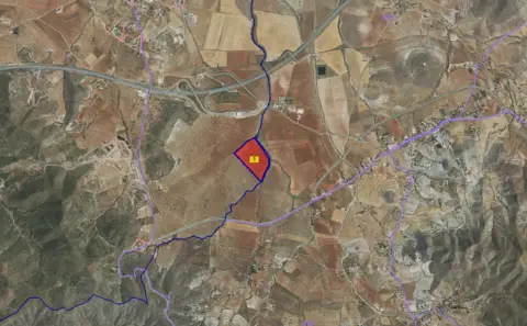 Terreno en calle los Barrancos y Paganes