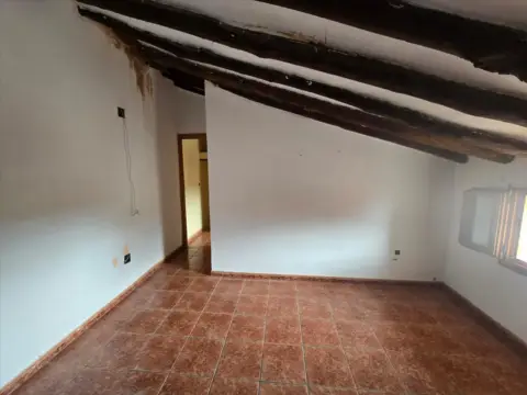 Casa adosada en calle Zocotroca