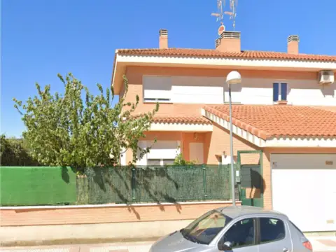 Casa en calle Miguel de Cervantes