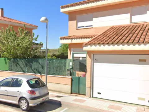 Casa en calle Miguel de Cervantes