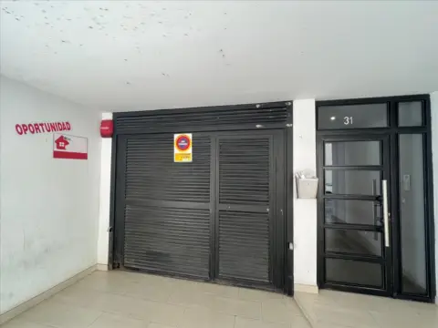 Garaje en calle del Almanzor
