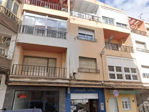 Piso en calle de La Paz