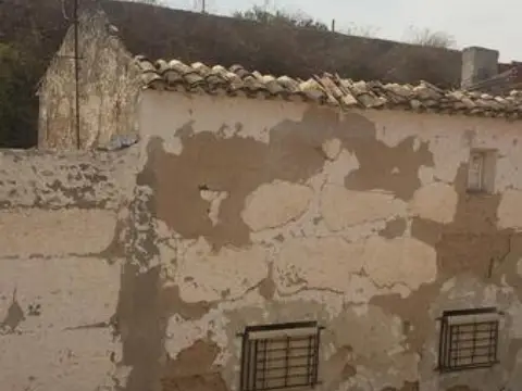 Casa adosada en Carretera de Pozorrubio
