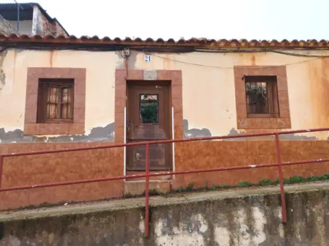Casa adosada en calle de San Pablo