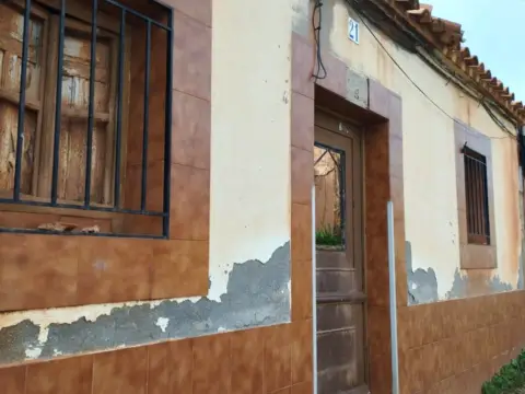 Casa adosada en calle de San Pablo