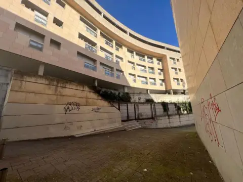 Garaje en calle de Julián Besteiro