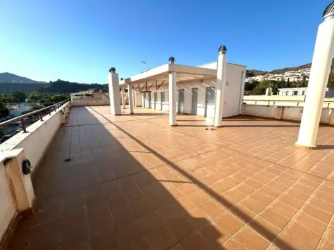 Piso en calle Galindez de Carvajal