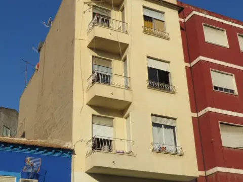 Piso en calle Torre de Romo