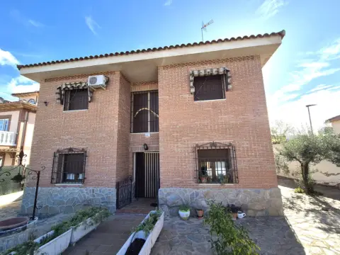 Casa en calle de las Encinas