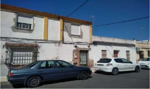 Casa adosada en calle de Emilio Castelar