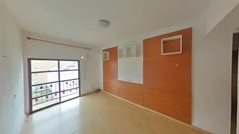 Piso en calle Sicardo