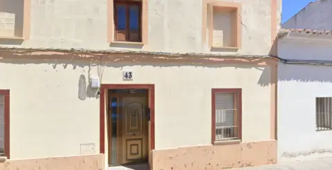 Casa adosada en calle del Arroyo