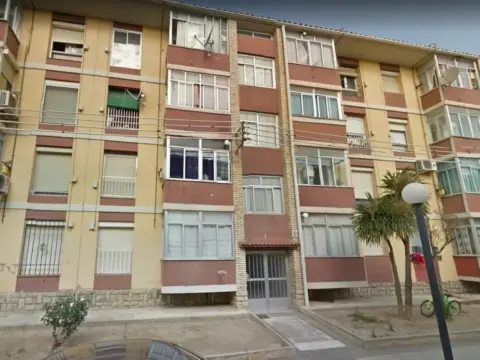 Piso en Pasaje Río Gállego