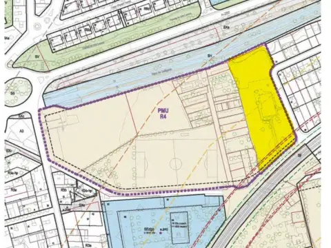 Terreno en Carrer del Port de la Selva