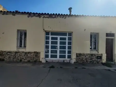 Casa adosada en Carrer de Montbó