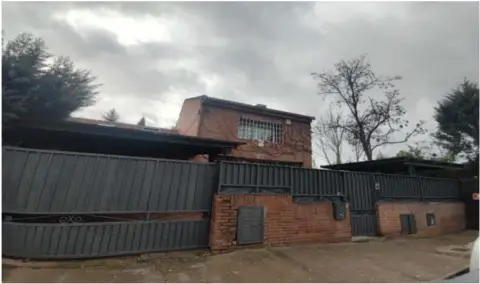 Casa en calle de las Cariátides
