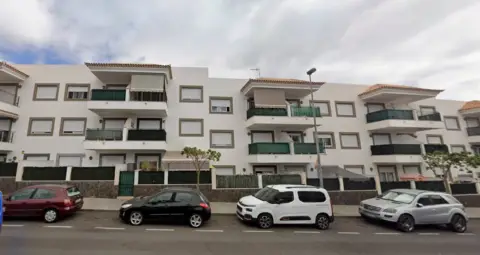 Casa en calle Mercedes Pinto Armas de La Rosa y Clos