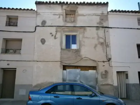 Casa adosada en calle Muntadas