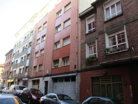 Casa en calle de Adolfo Vega