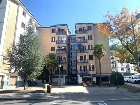 Piso en calle Santa Cruz