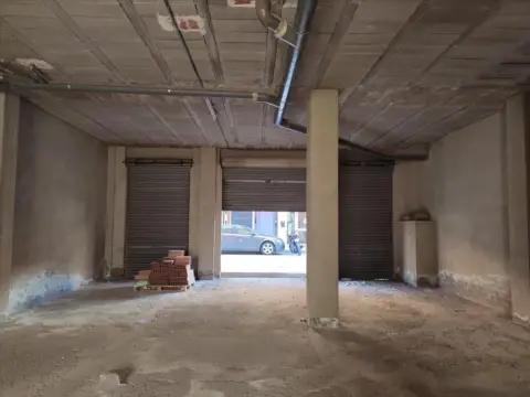 Casa adosada en calle Primo de Ribera