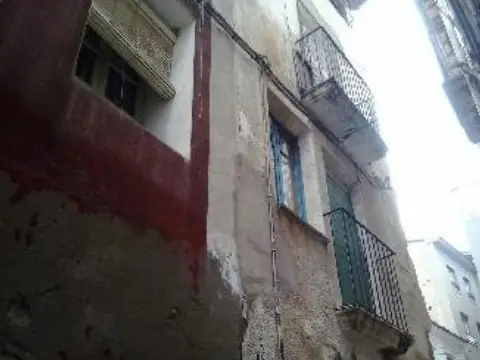 Casa adosada en calle de San Sebastián