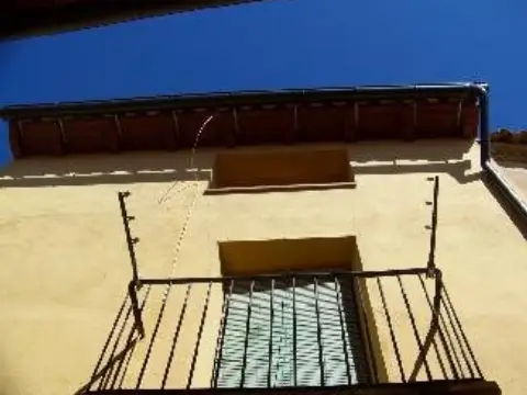 Casa adosada en calle del Horno Bajo