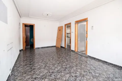 Piso en calle de la Santa María