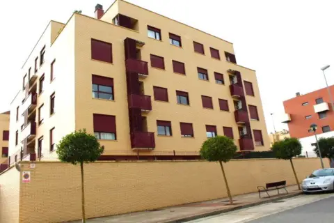 Garaje en calle de Gran Bretaña