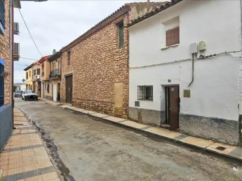 Casa adosada en calle Wifredo El Velloso