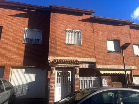 Casa en calle de Granada