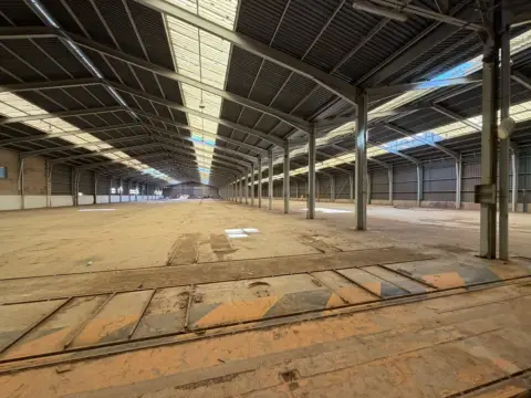 Nave industrial en Camí Cuadra la Torta