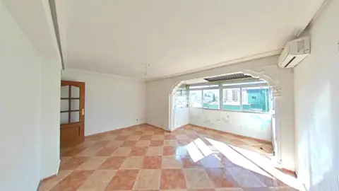 Piso en calle Santa María del Valle