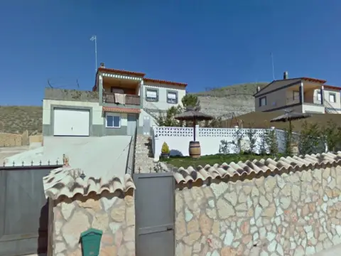 Casa en calle Plumerillo