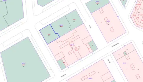 Terreno en calle de Ventas-Oeste - Pgou de Leon