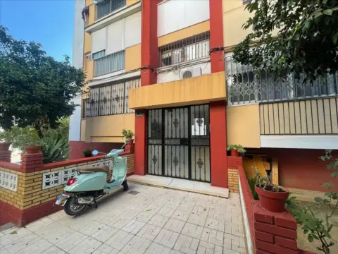 Piso en calle Juan Bautista D Antequera