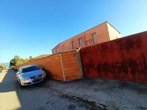 Casa en calle Camino Viejo de Almodovar