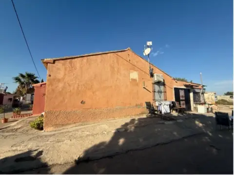 Casa en calle Diseminado Mercaderes