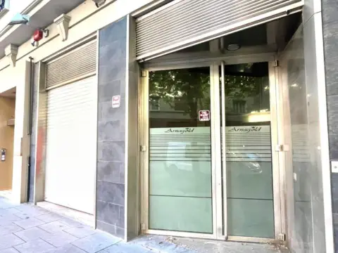Local comercial en calle de San Fermín