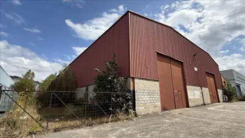 Nave industrial en calle Industrial Riaño I