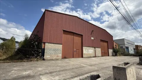 Nave industrial en calle Industrial Riaño I