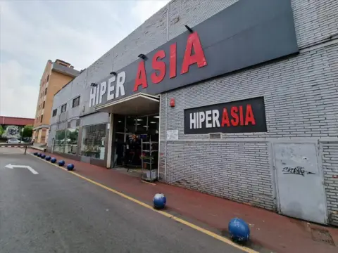 Nave industrial en Avenida de la Argentina