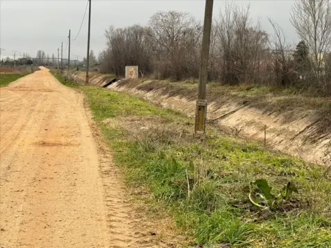 Terreno en Camino Acequia Chorrón