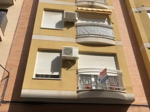 Garaje en calle del Cid Campeador